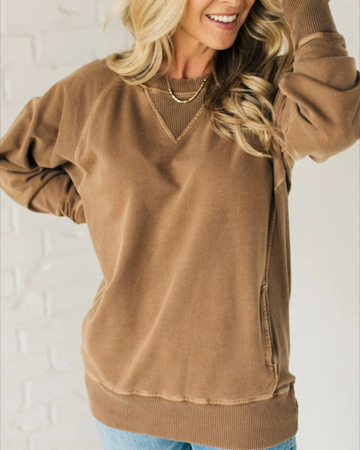 Veda - Ribbed Accent Pocketed Pullover